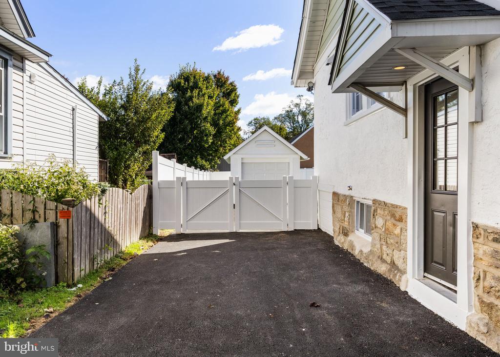 13 PRINCETON ROAD