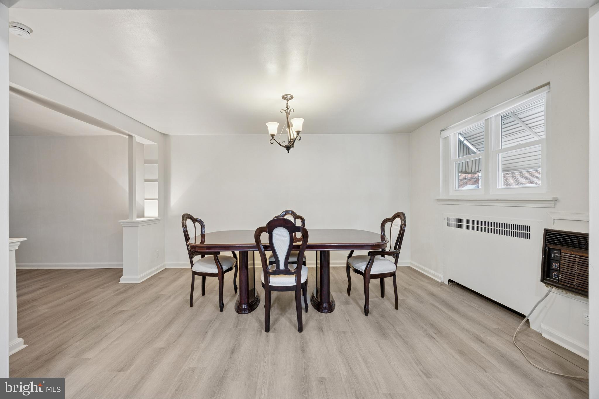 255 SHERBROOK BOULEVARD