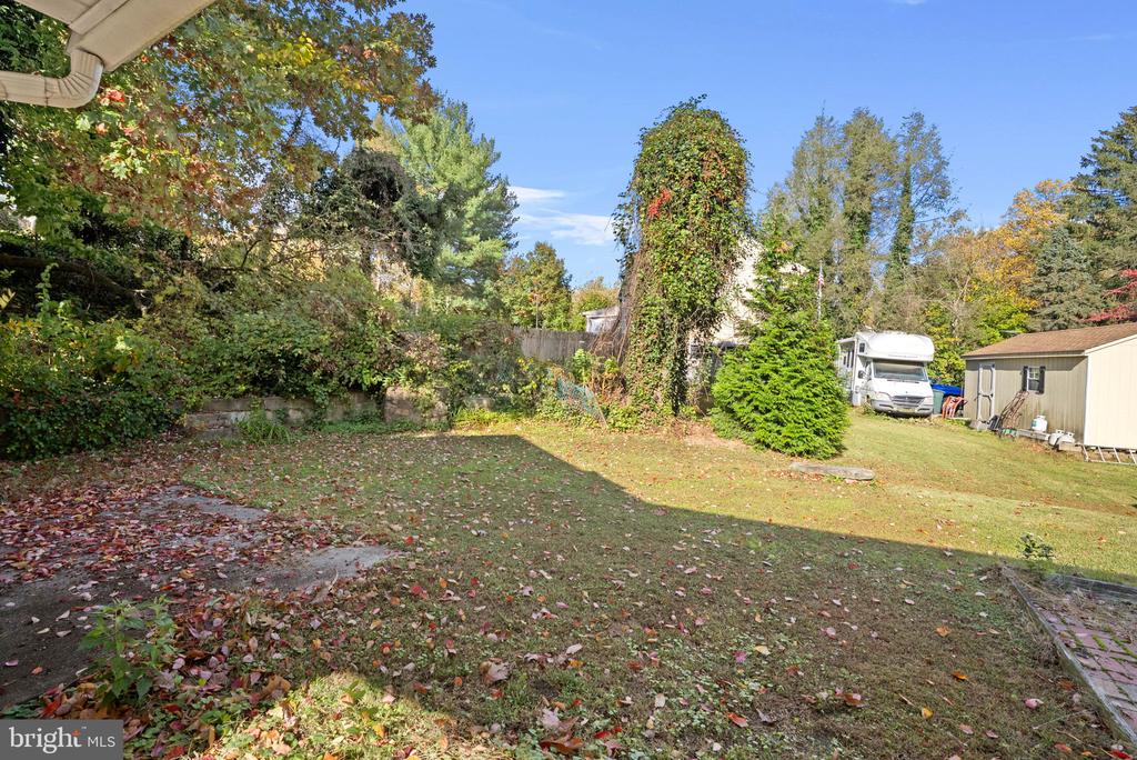 123 E KNOWLTON ROAD