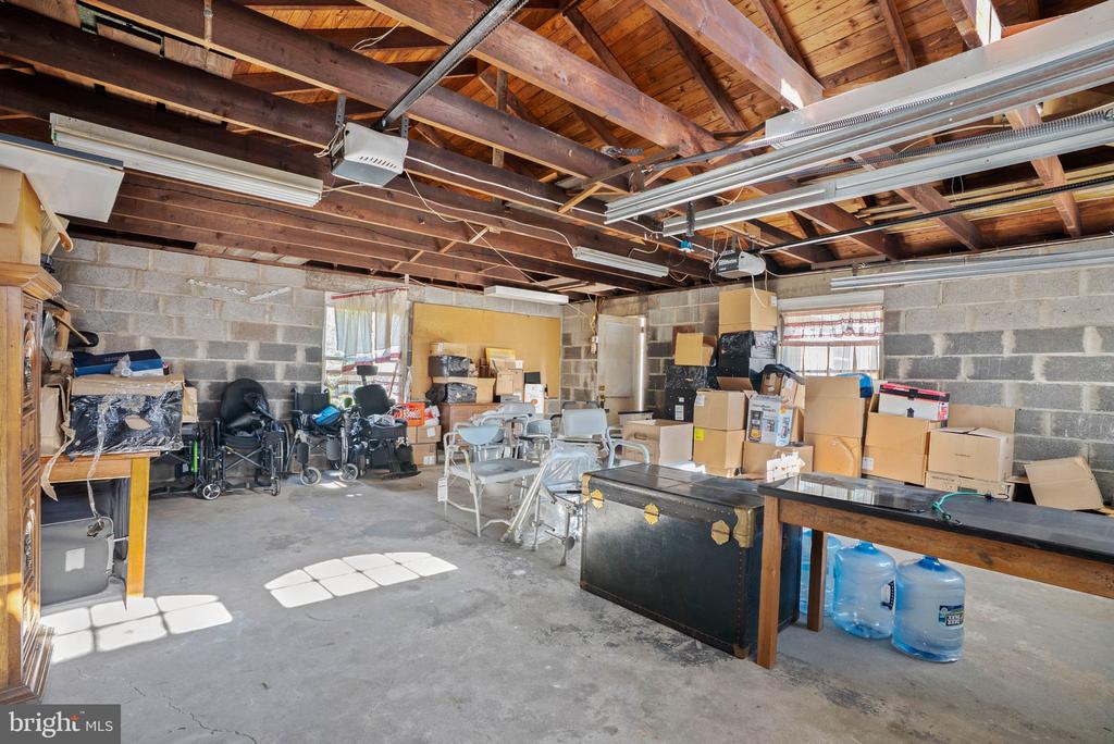123 E KNOWLTON ROAD