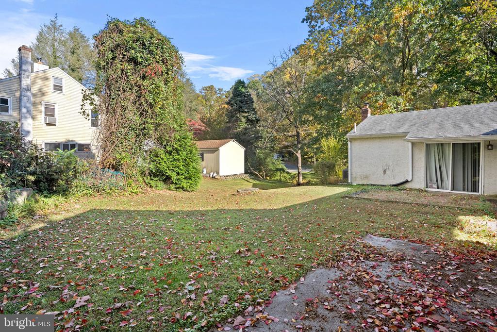 123 E KNOWLTON ROAD
