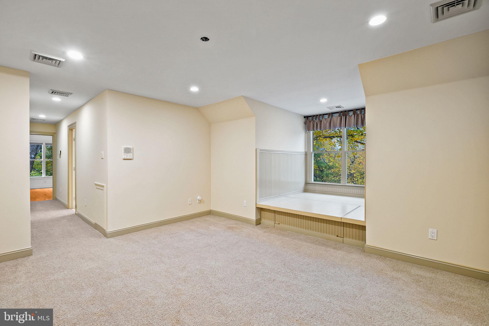 484 KING OF PRUSSIA ROAD