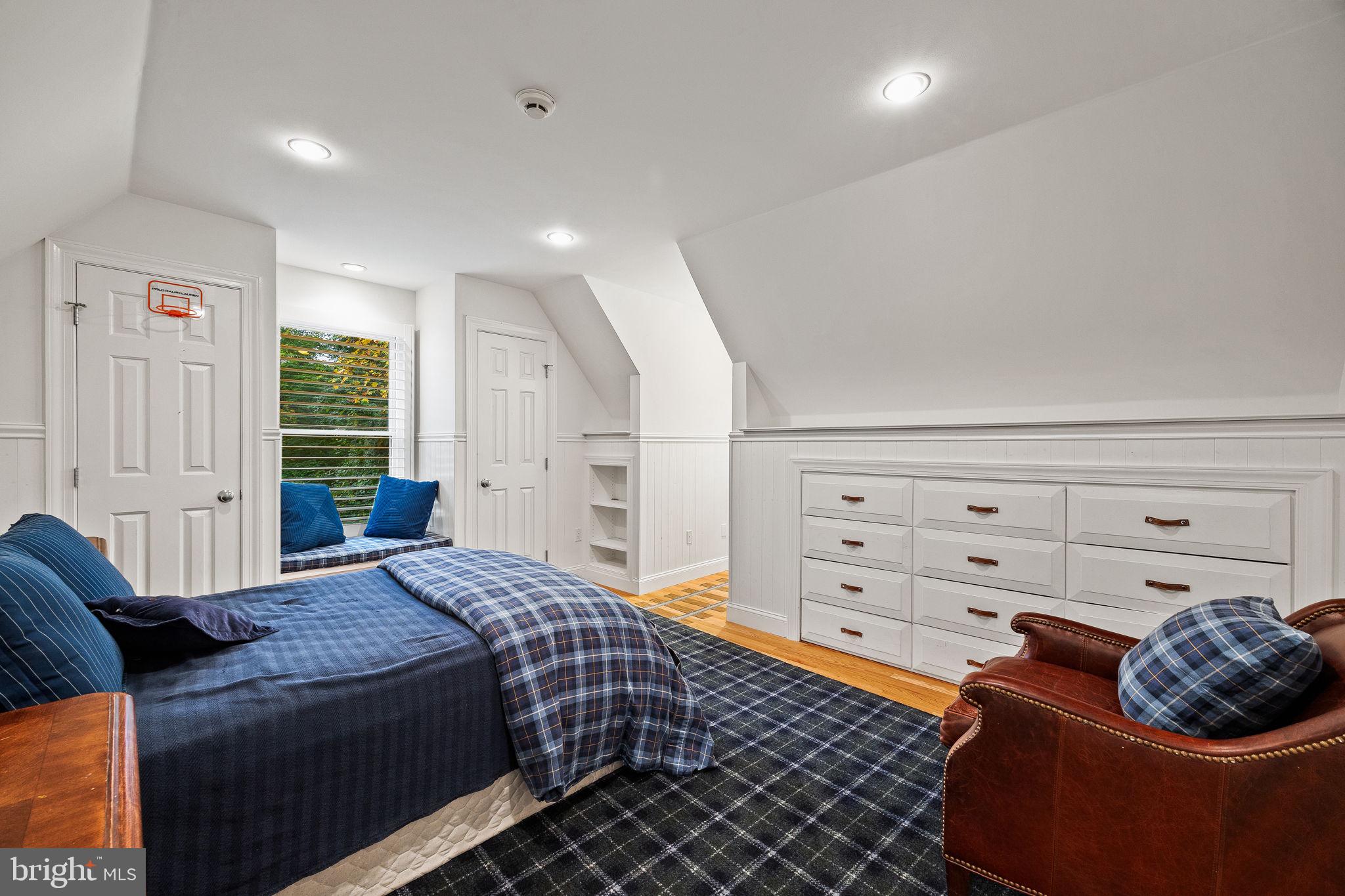 484 KING OF PRUSSIA ROAD