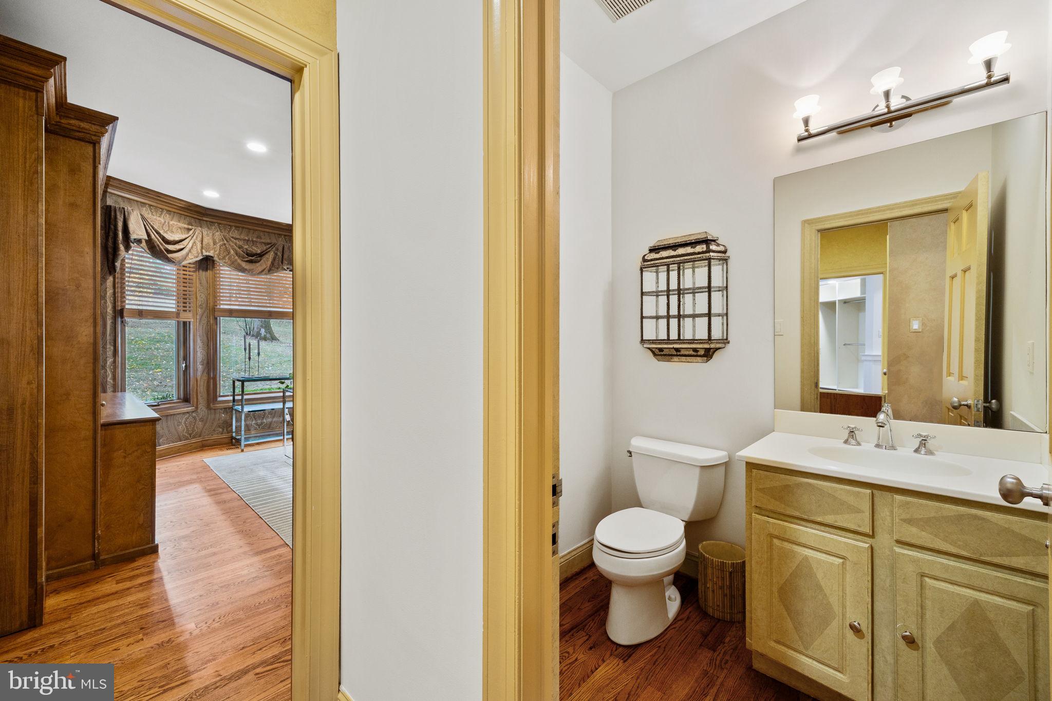 484 KING OF PRUSSIA ROAD