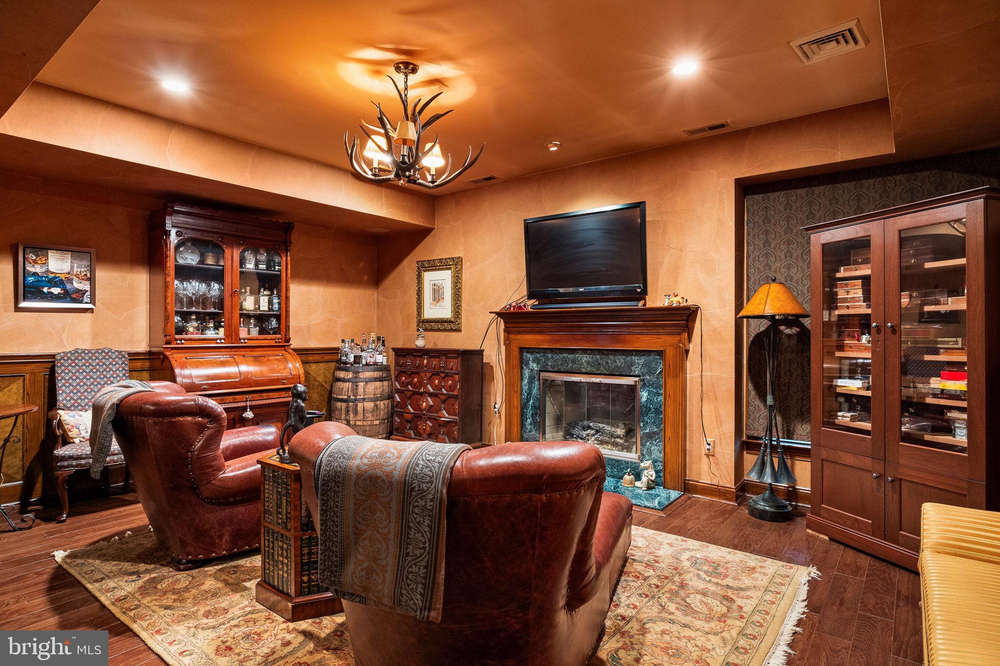 484 KING OF PRUSSIA ROAD