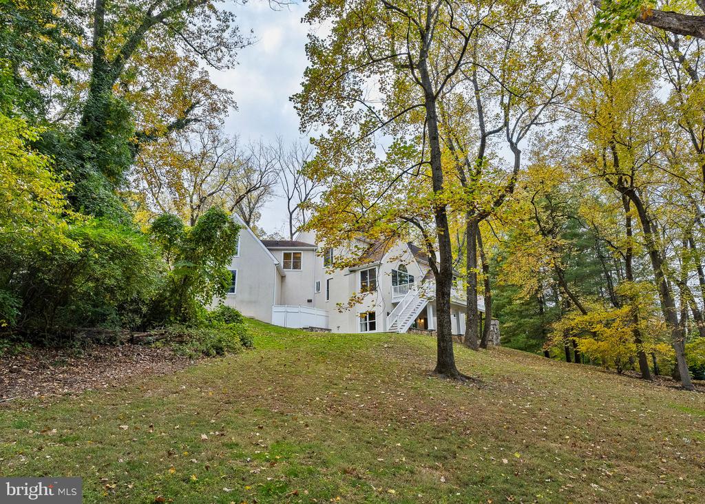 484 KING OF PRUSSIA ROAD