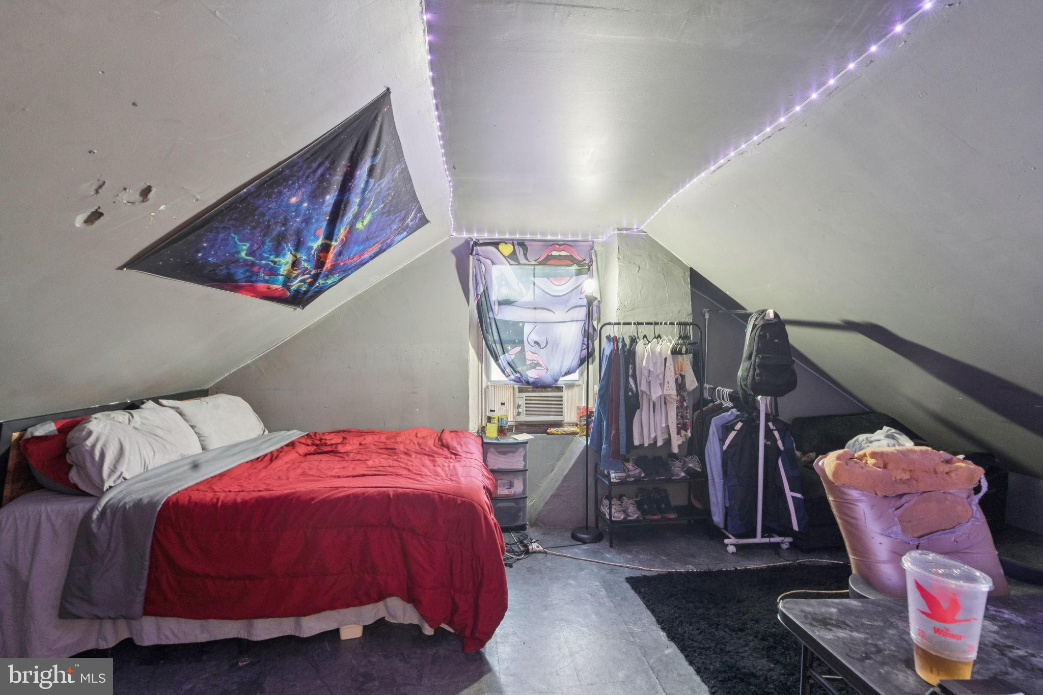 543 BLOOMFIELD AVENUE