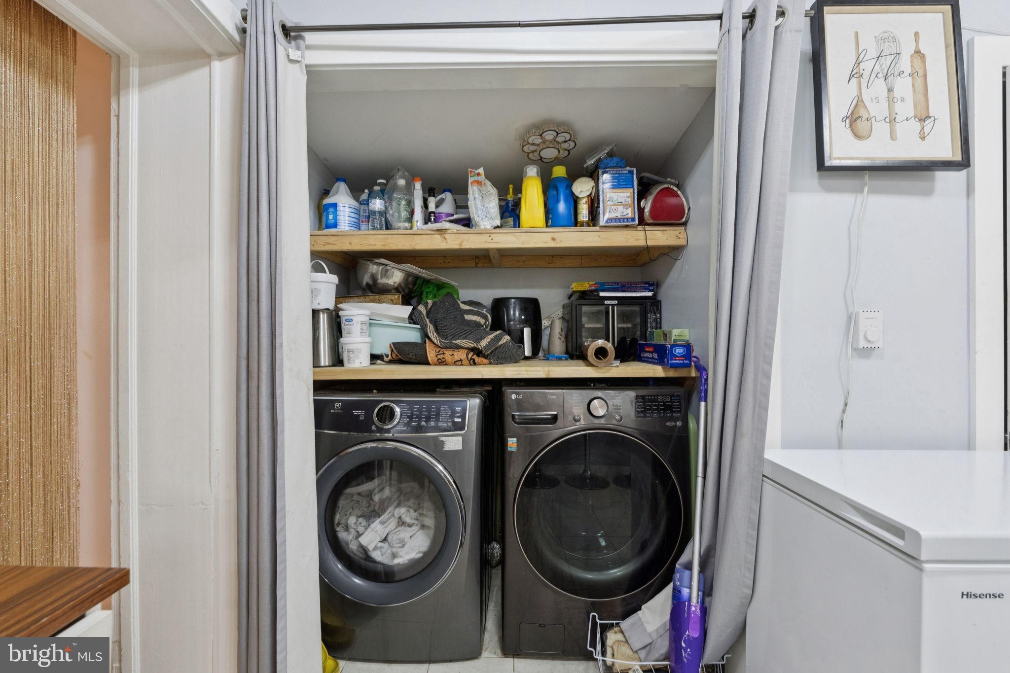 543 BLOOMFIELD AVENUE