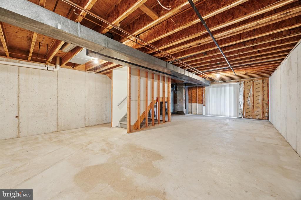 226 MORIA PLACE 226