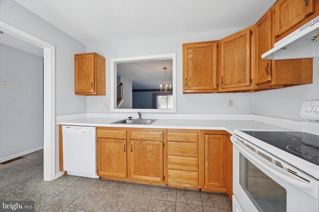226 MORIA PLACE 226