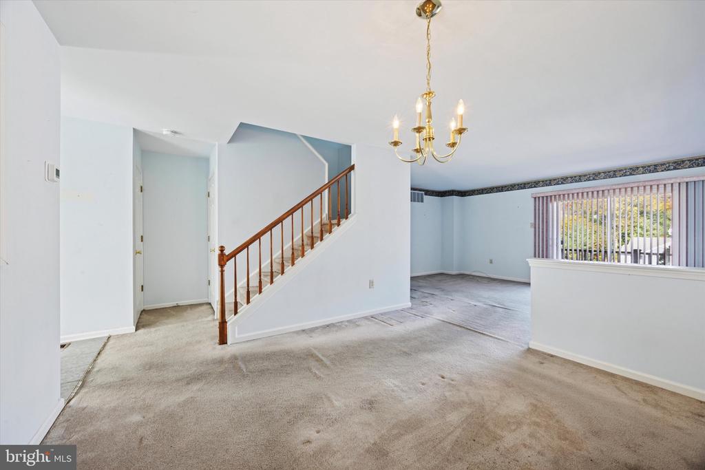 226 MORIA PLACE 226