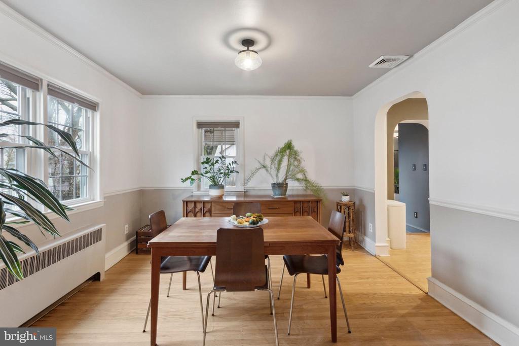1420 LAWNDALE ROAD
