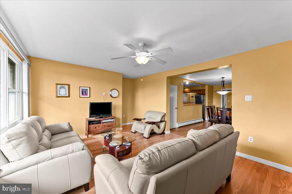 2119 BOXWOOD DRIVE
