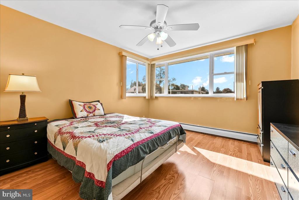 2119 BOXWOOD DRIVE
