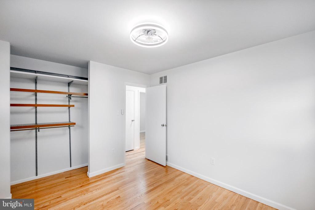 241 S CEDAR LANE