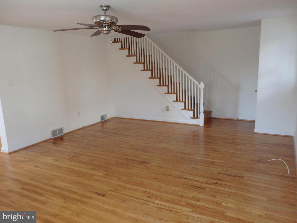 210 PADDOCK ROAD
