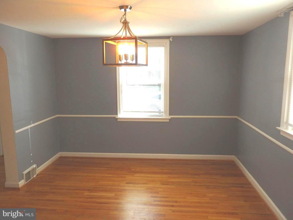 210 PADDOCK ROAD