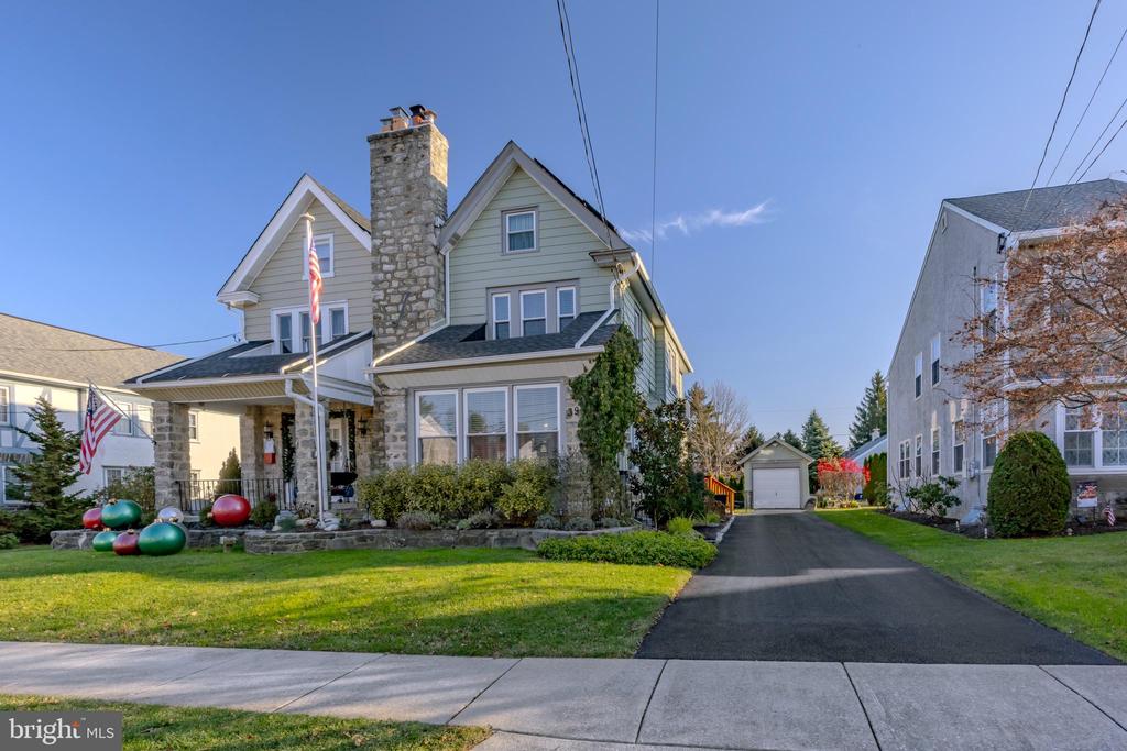 39 COLUMBUS AVENUE