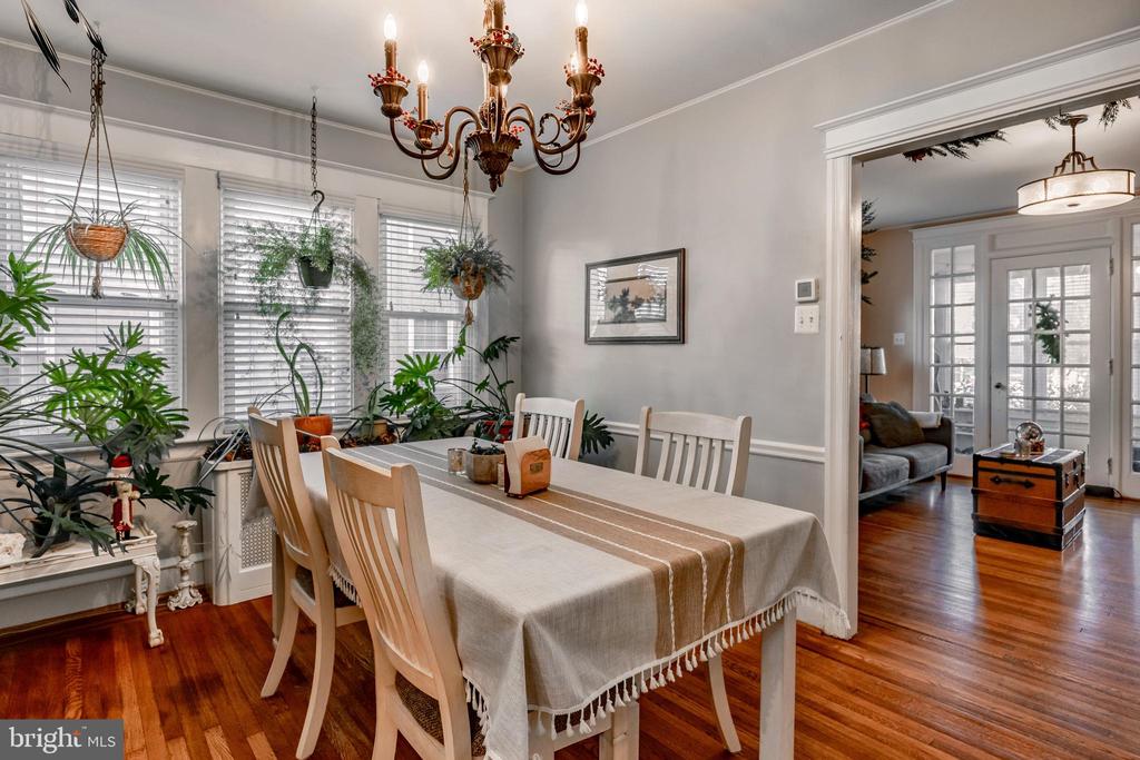 39 COLUMBUS AVENUE