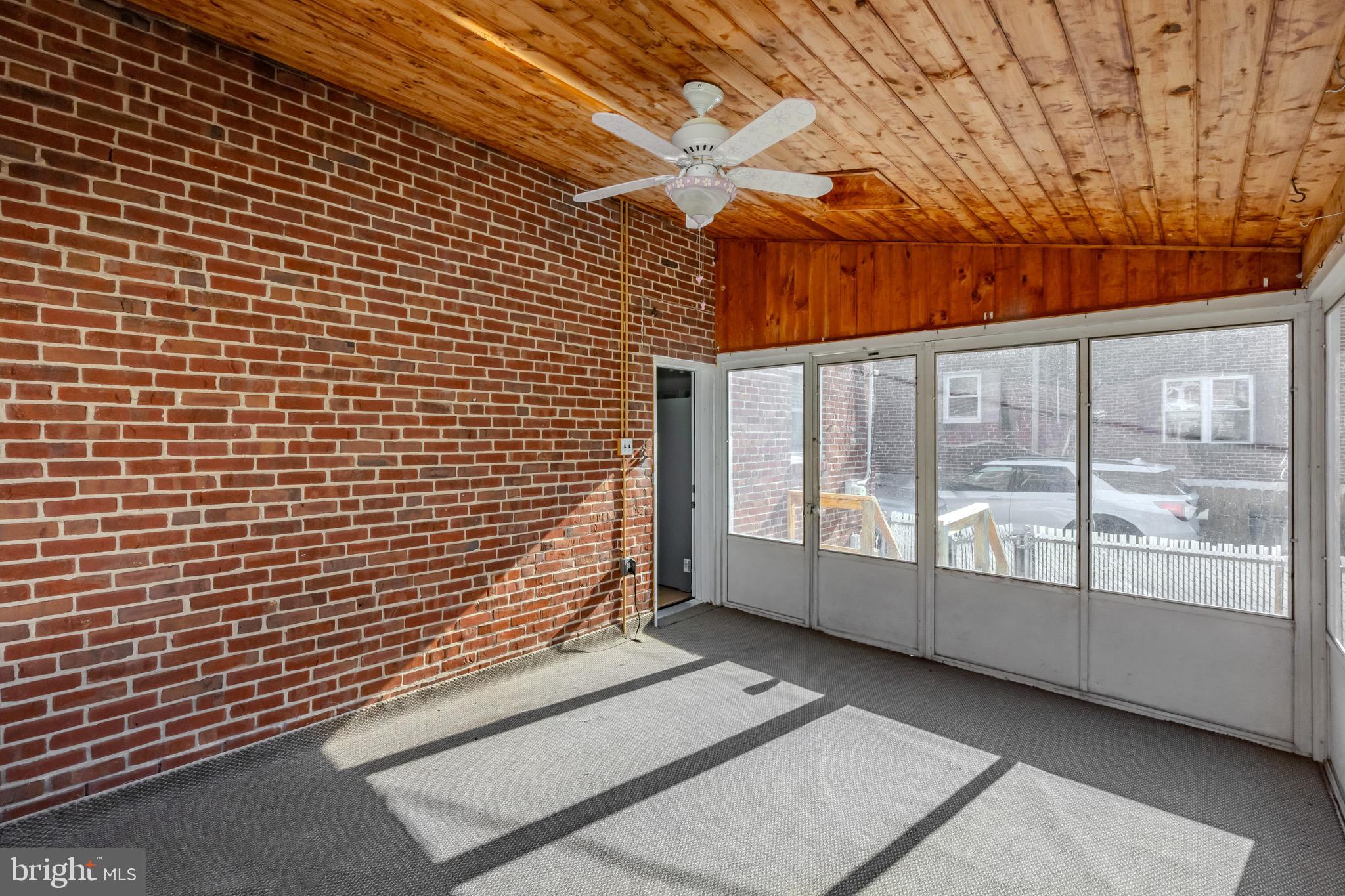 148 MEADOWBROOK AVENUE