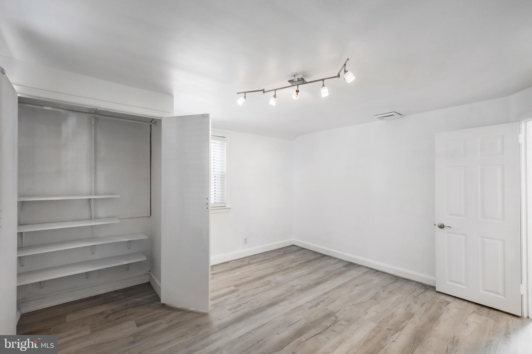 148 MEADOWBROOK AVENUE