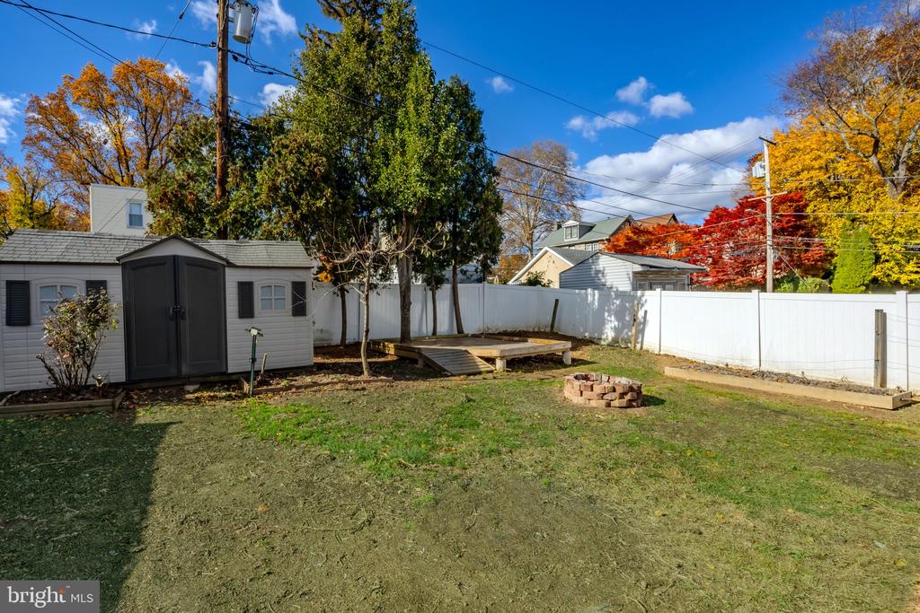 148 MEADOWBROOK AVENUE