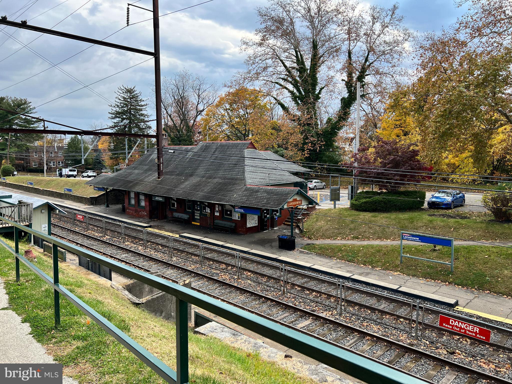 27 S LANSDOWNE AVENUE