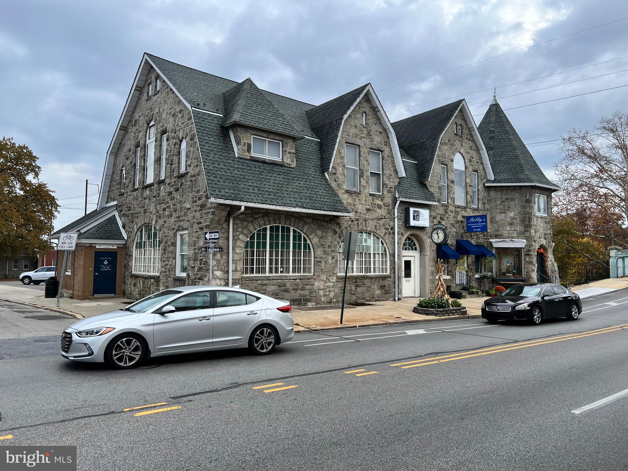 27 S LANSDOWNE AVENUE