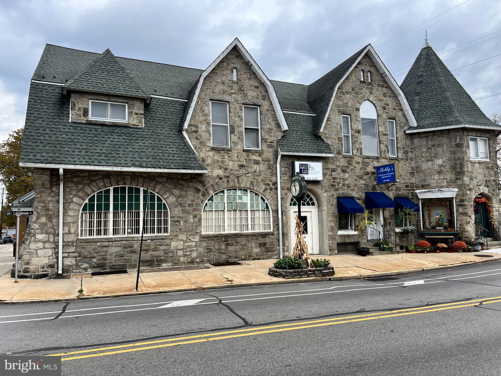 27 S LANSDOWNE AVENUE