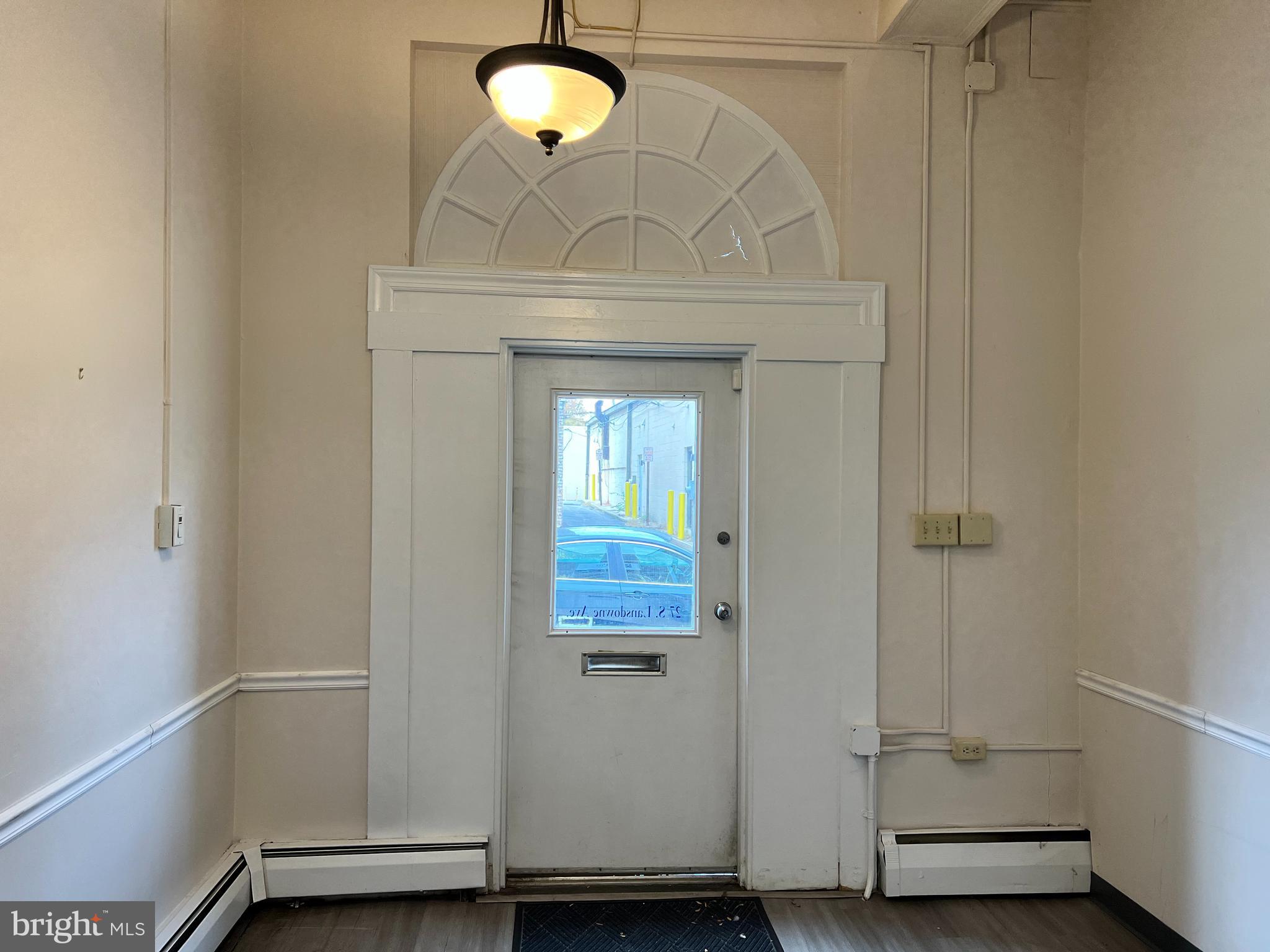 27 S LANSDOWNE AVENUE