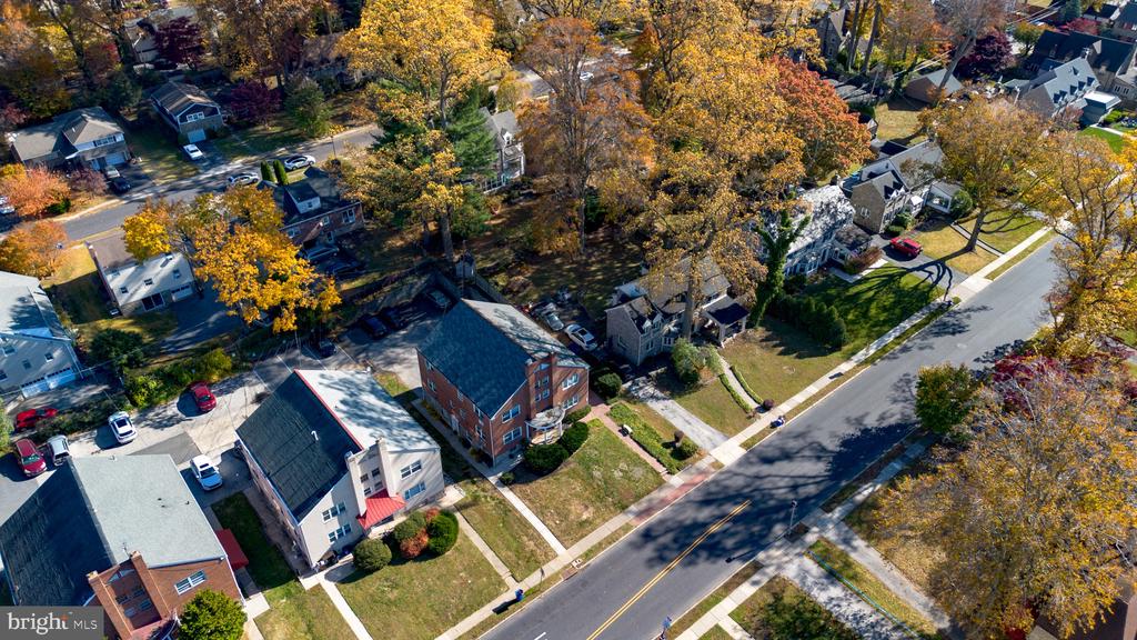 1223 DREXEL AVENUE