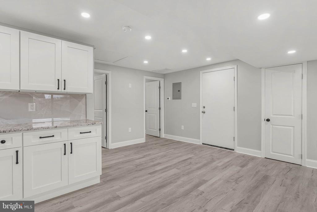 513 MACDADE BOULEVARD