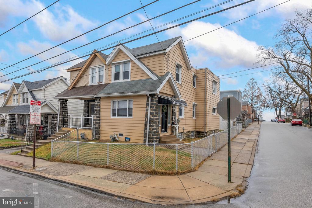 101 N PENNOCK AVENUE