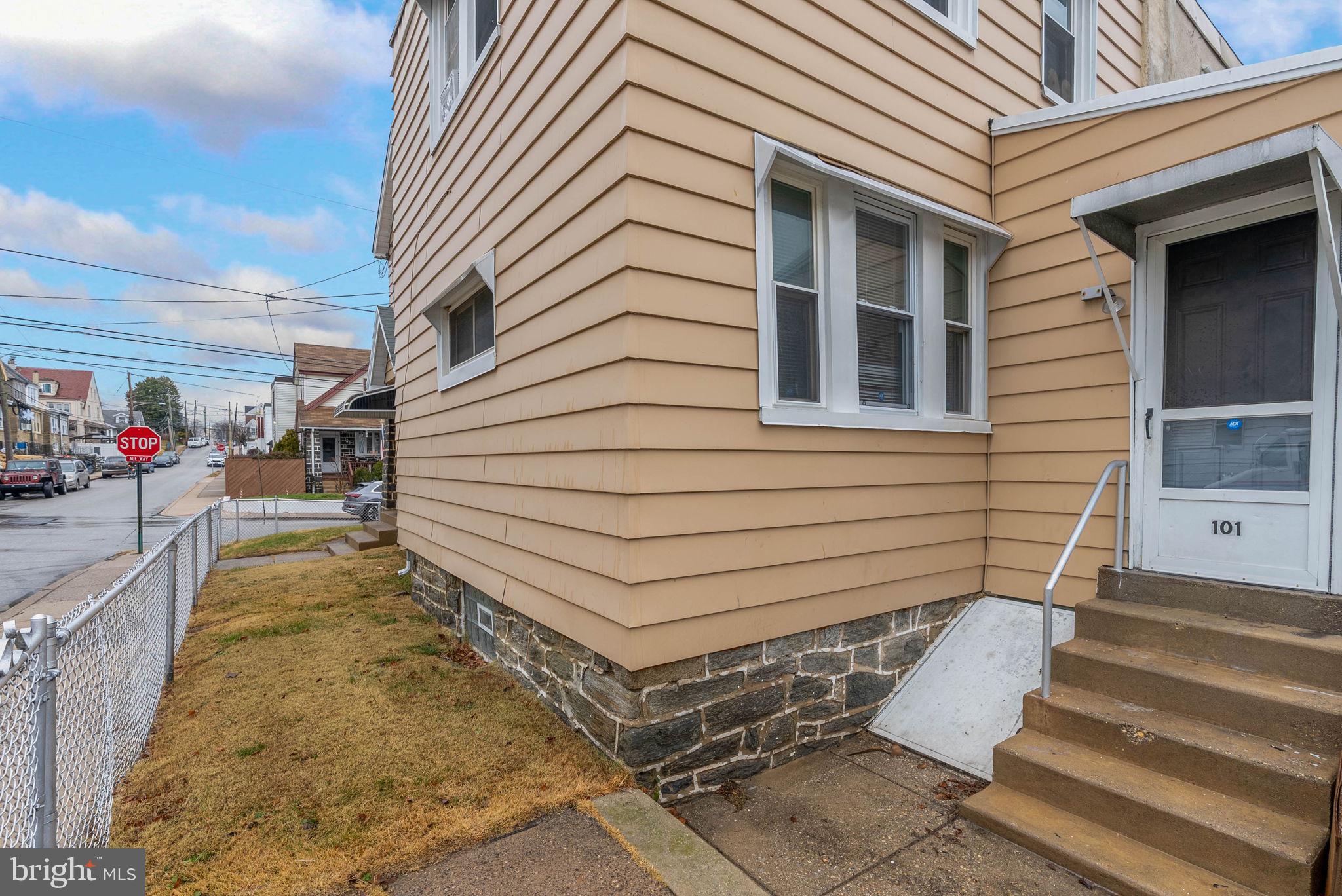 101 N PENNOCK AVENUE