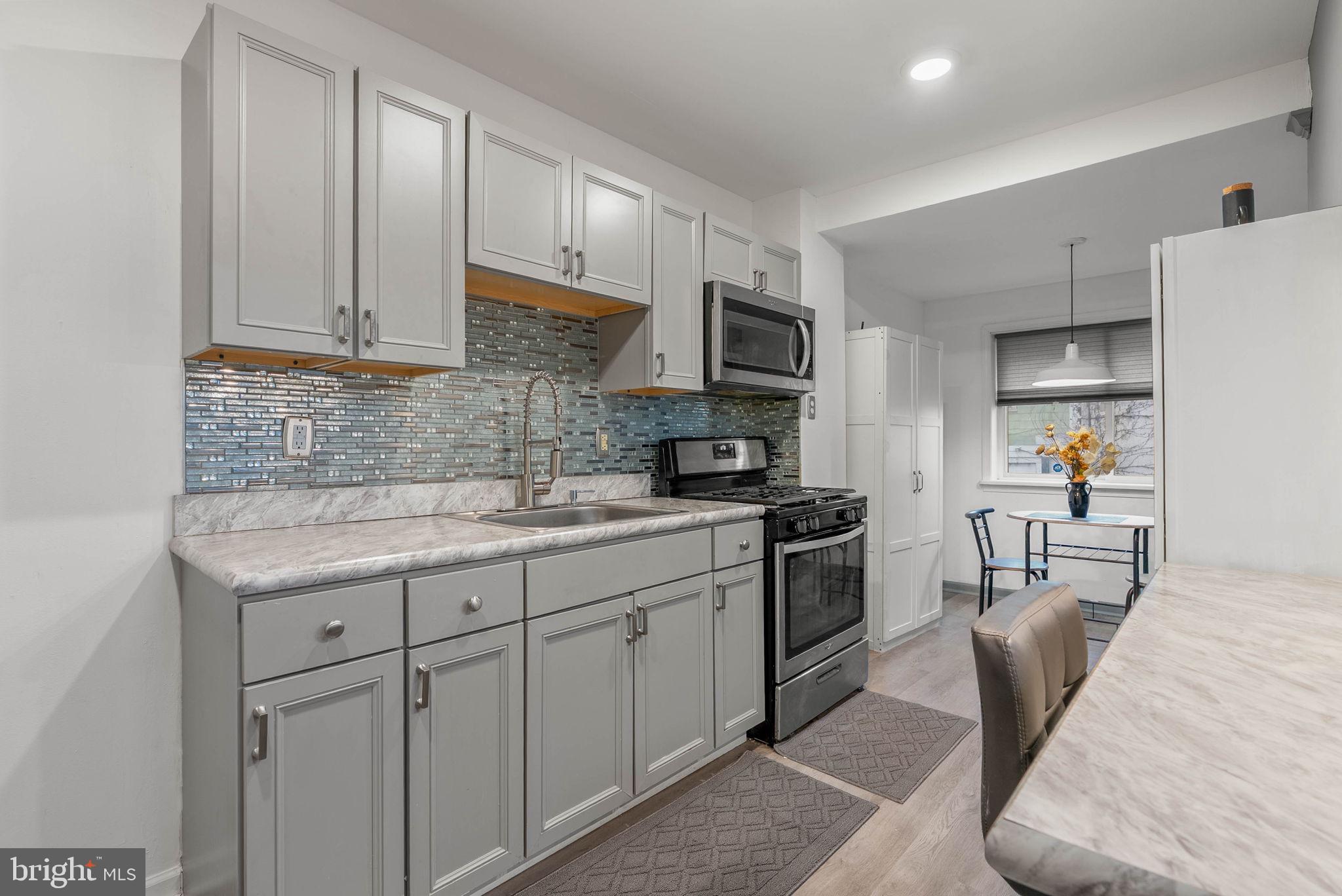 101 N PENNOCK AVENUE