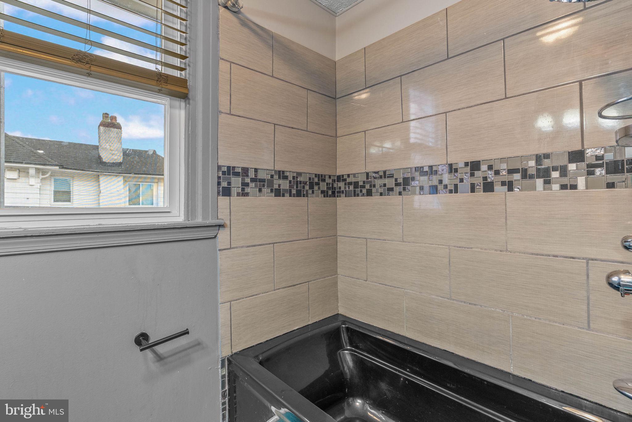 101 N PENNOCK AVENUE