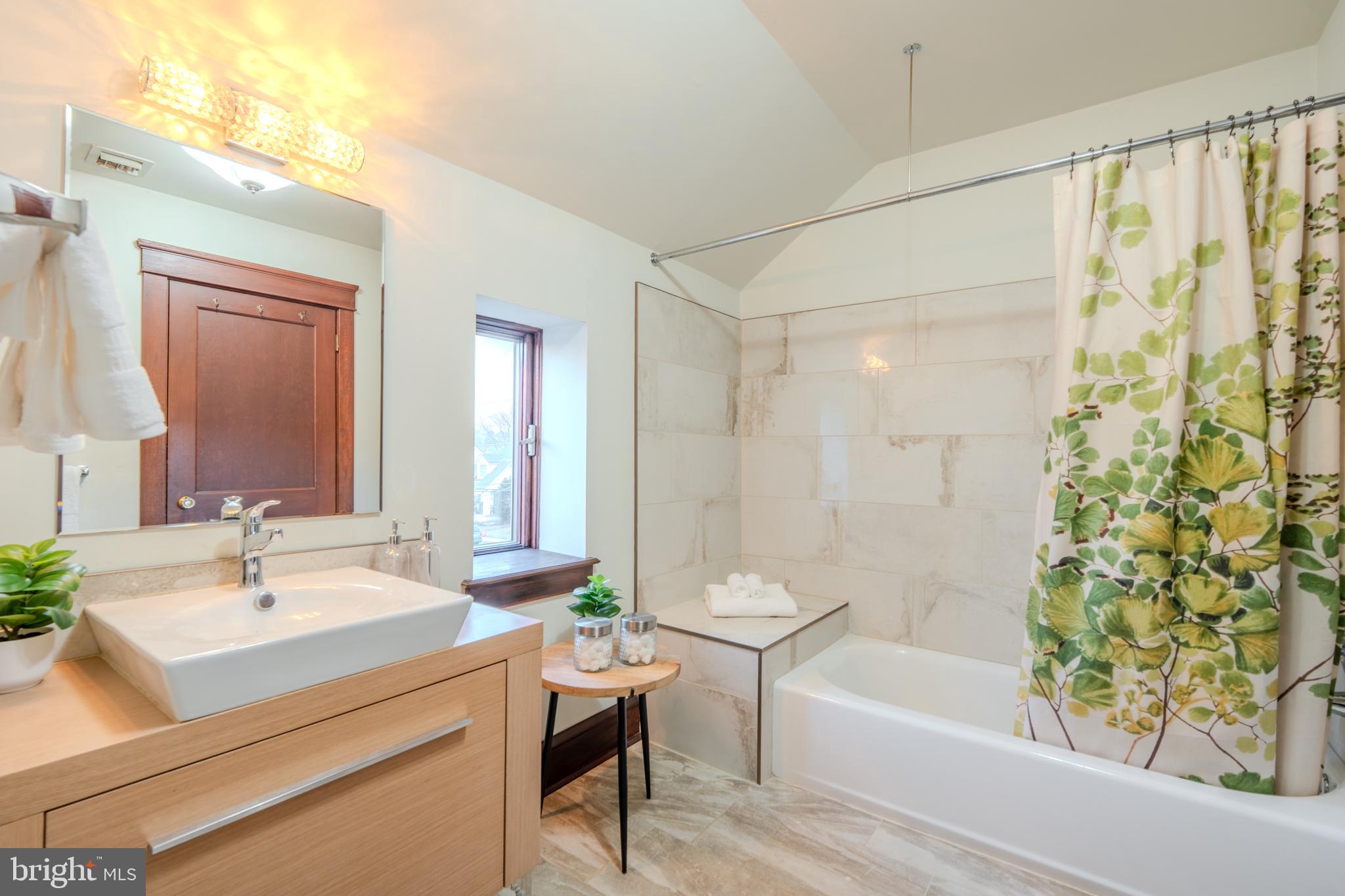 101 W HILLCREST AVENUE