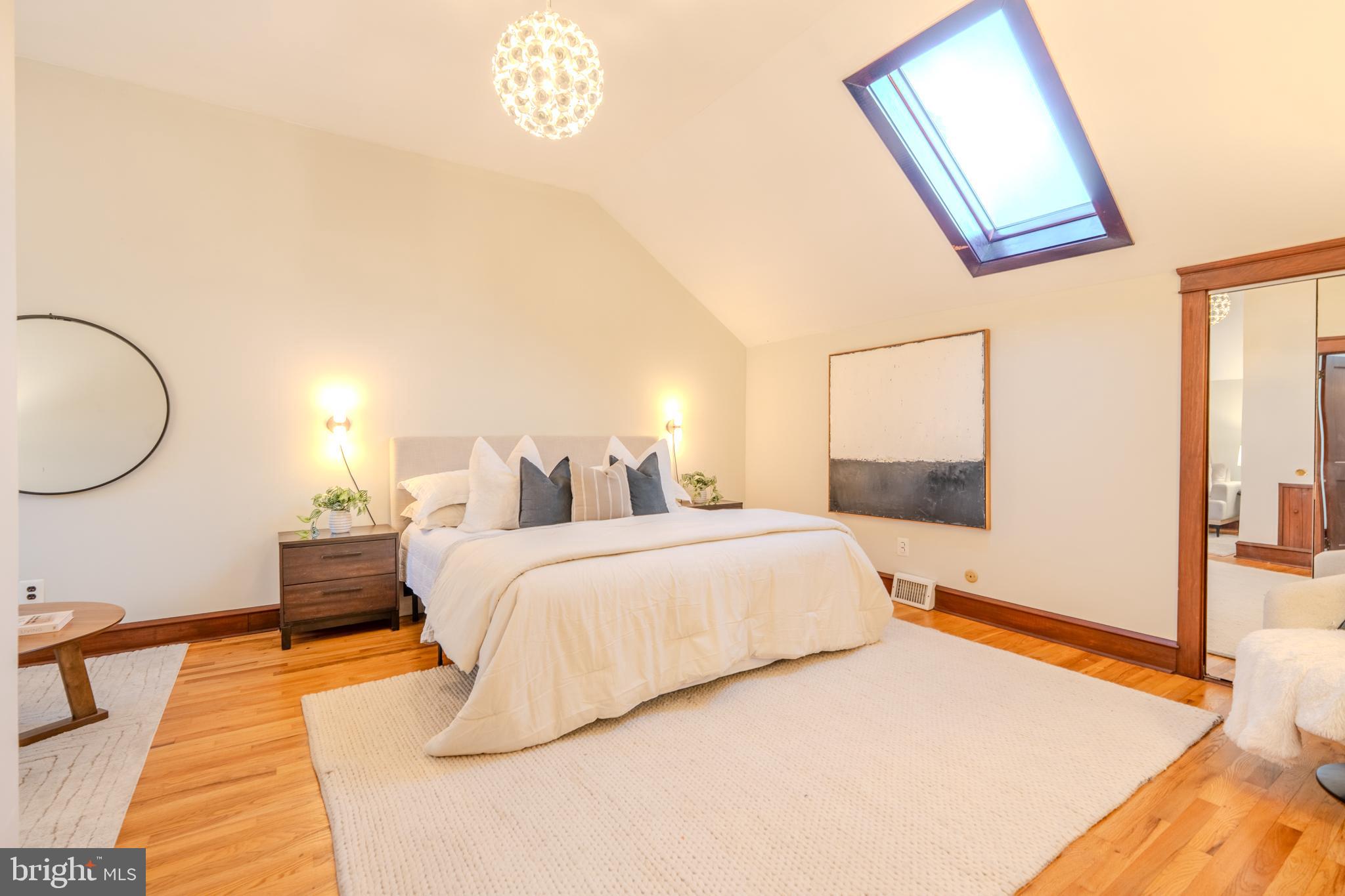 101 W HILLCREST AVENUE