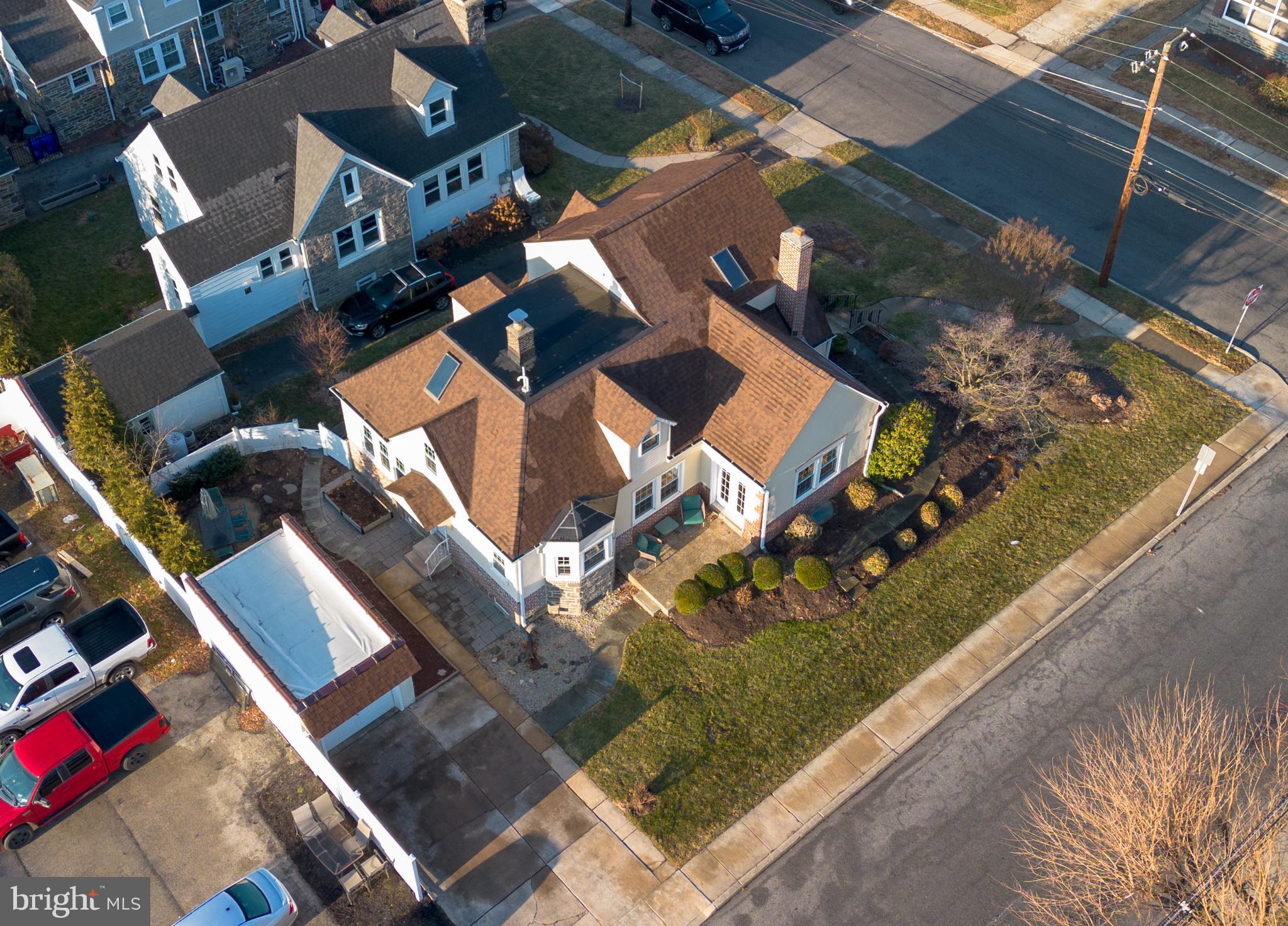 101 W HILLCREST AVENUE