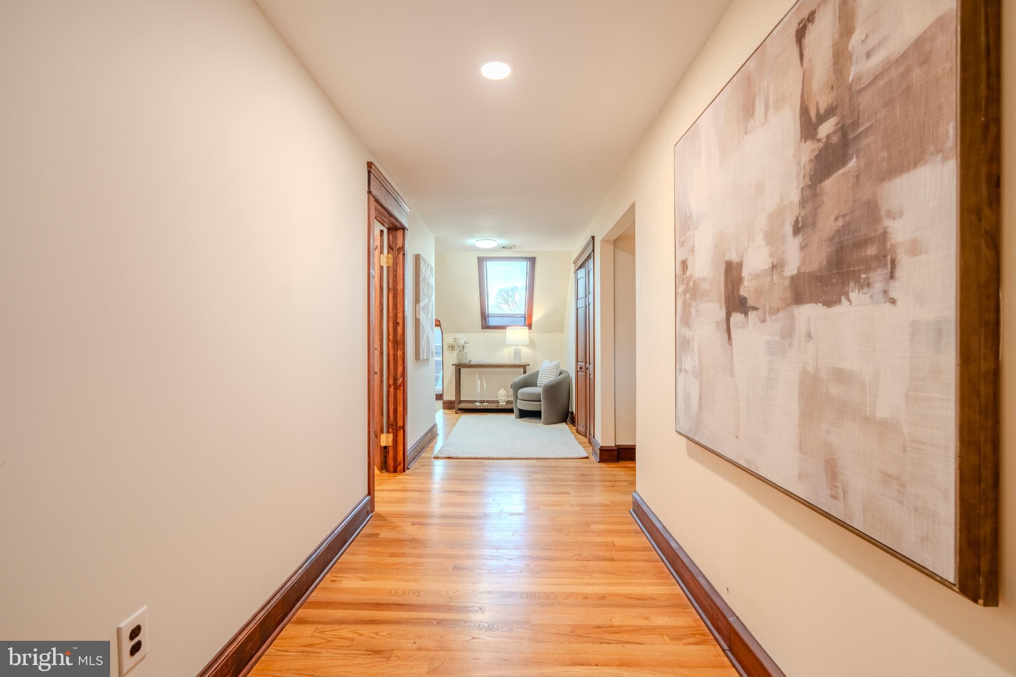 101 W HILLCREST AVENUE