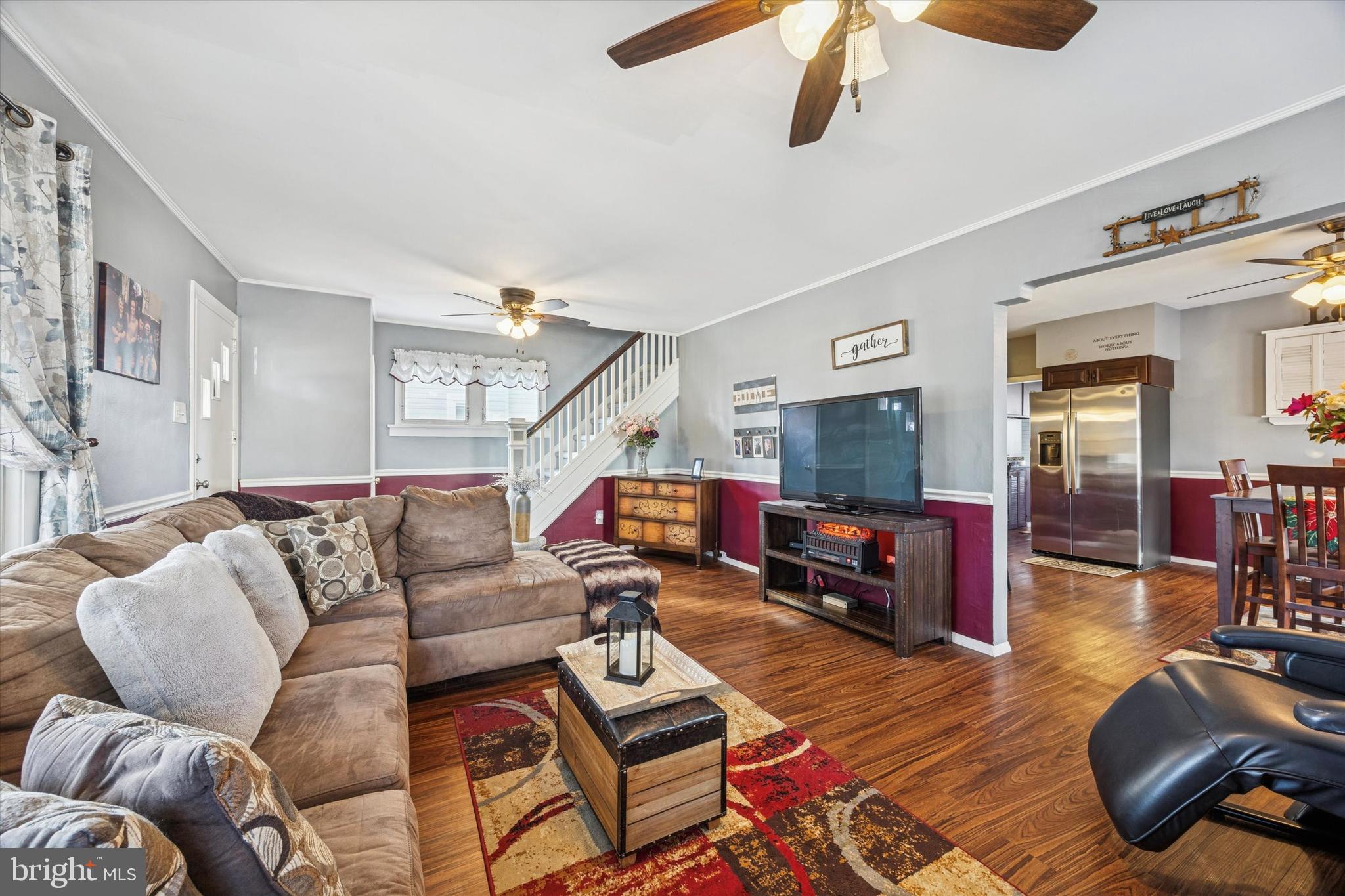 20 N LLANWELLYN AVENUE