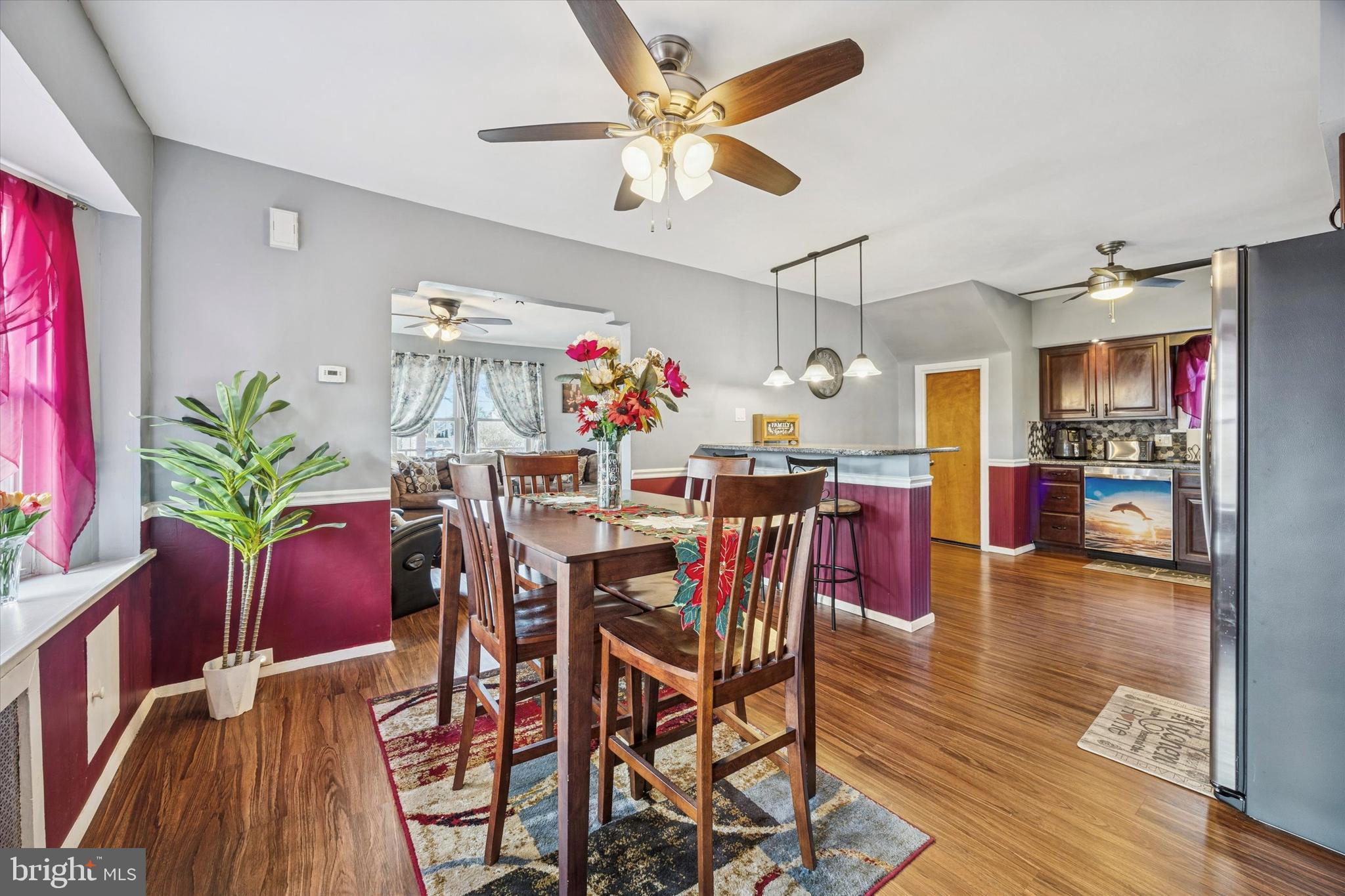 20 N LLANWELLYN AVENUE