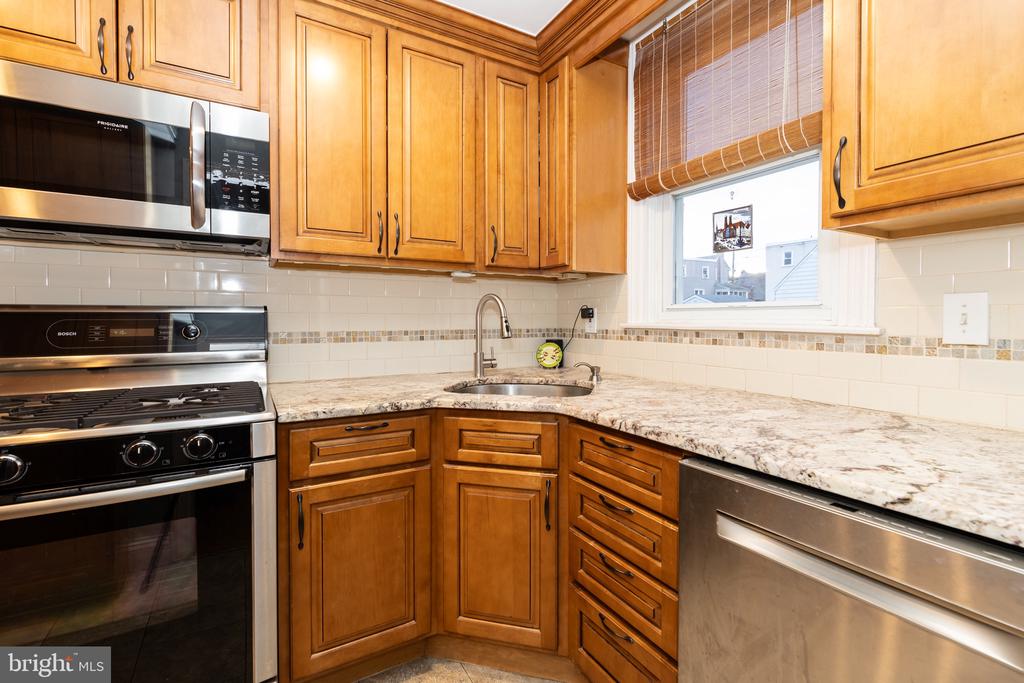 52 WOODBINE ROAD