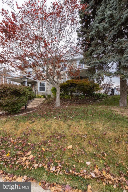 52 WOODBINE ROAD