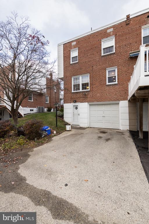52 WOODBINE ROAD