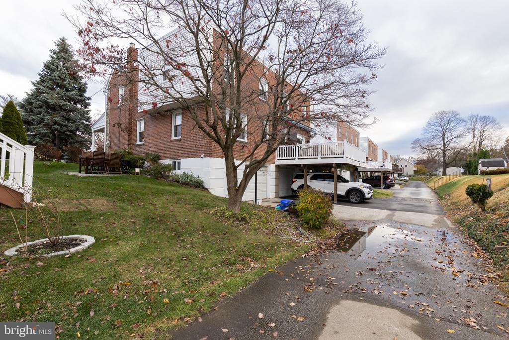 52 WOODBINE ROAD