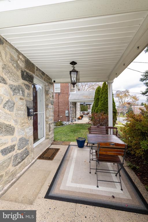 52 WOODBINE ROAD