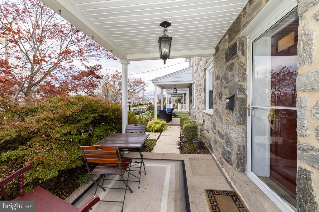 52 WOODBINE ROAD