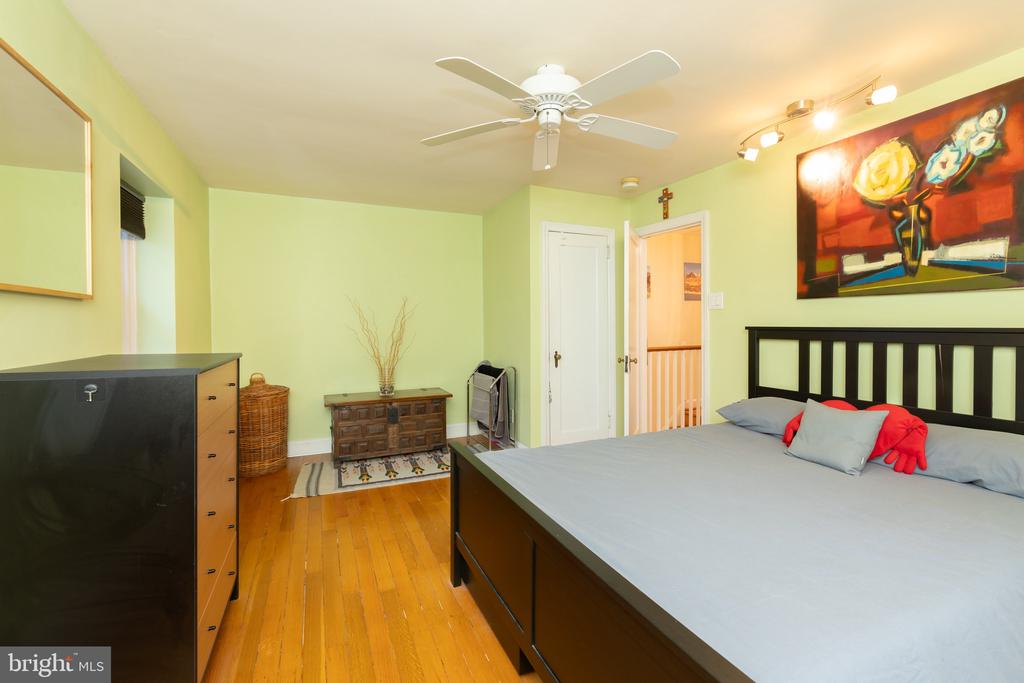 52 WOODBINE ROAD