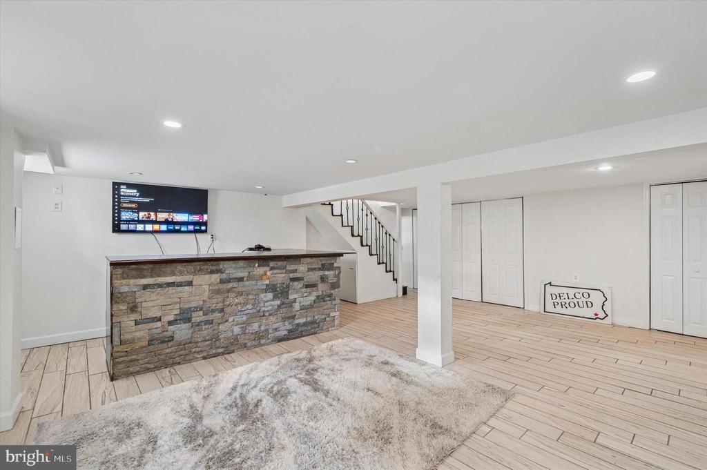 24 UPLAND ROAD